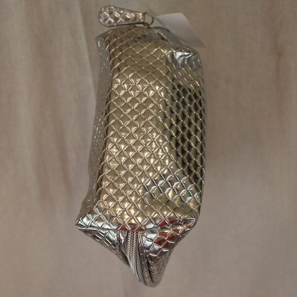 Nordstrom Silver Metallic Makeup Cosmetic Bag Compact Travel Organizer Chic Case - Picture 5 of 8